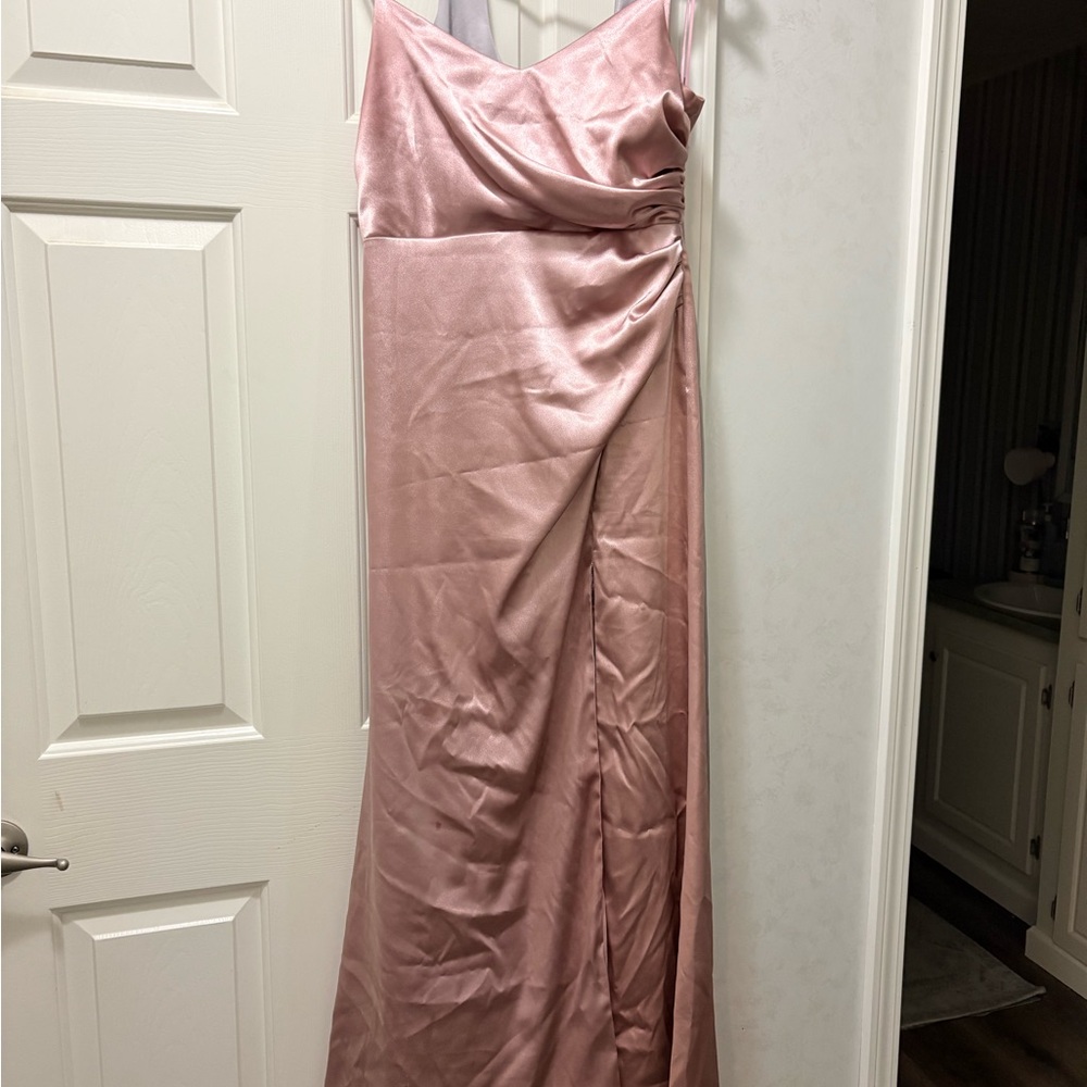 Birdy Grey- English rose shiny satin